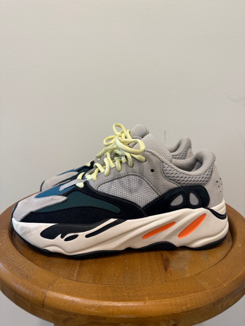 Yeezy Boost 700 “Wave Runner” - Men’s 6.5 / Women’s 8